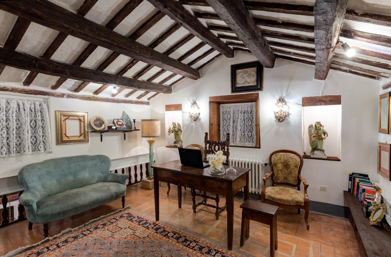 B&B La Residenza Del Poeta Montesicuro Kültér fotó