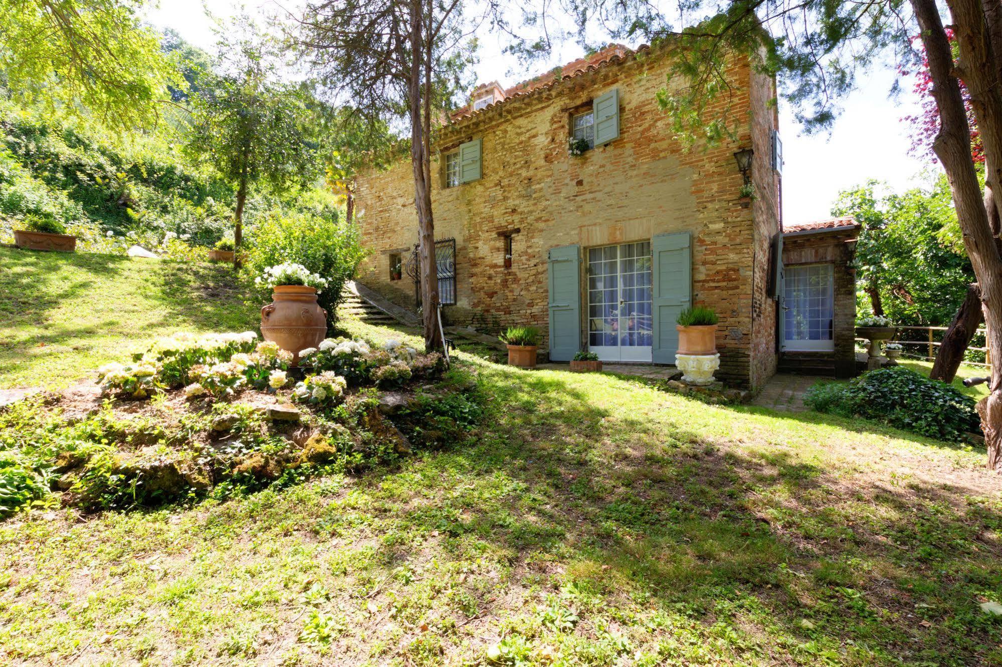 B&B La Residenza Del Poeta Montesicuro Kültér fotó
